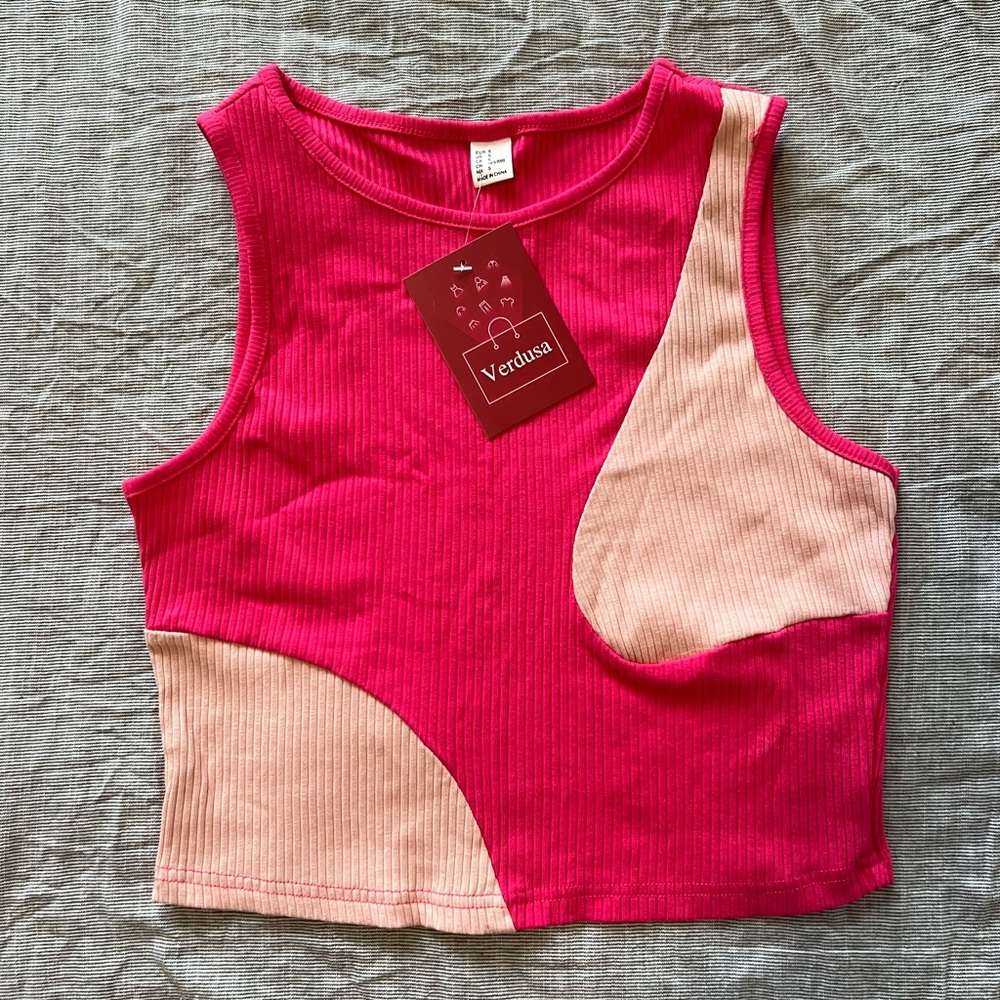 3$10 🏷️ Verdusa Tank